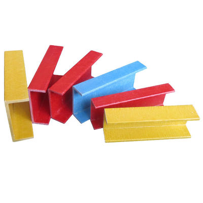 Hohe Festigkeit, kundenspezifische Außen-FRP-Pultrusion C-Kanalprofile 18 mm bis 810 mm Breite