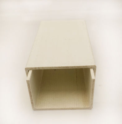 Isolierter FRP-Kanalkabelkanal 100 mm 200 mm 300 mm für die sichere Organisation von Drahtträgern