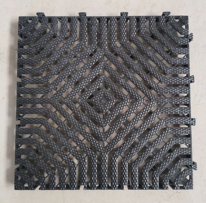 40x40x3.0cm Dicke PP-Plastik-Verriegelungsmatten für Innenwagenwasch-Garage-Bodenbeläge