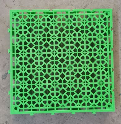 40x40x4.0cm PP-Verriegelungsplastikmatte für einfaches Waschen von Autos und Garagenbodenbelag