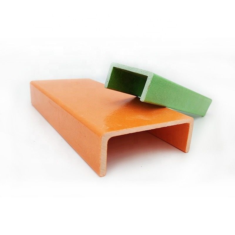 Hohe Festigkeit, kundenspezifische Außen-FRP-Pultrusion C-Kanalprofile 18 mm bis 810 mm Breite