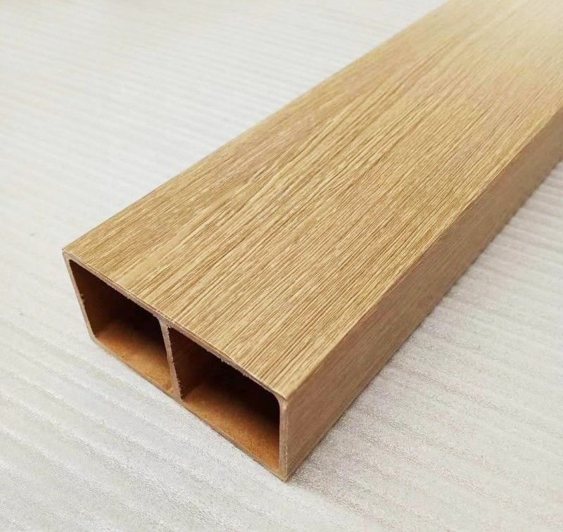 Anpassung von Pultrudierten Glasfasergittern für gleitfeste GRP-FRP-Deckingböden