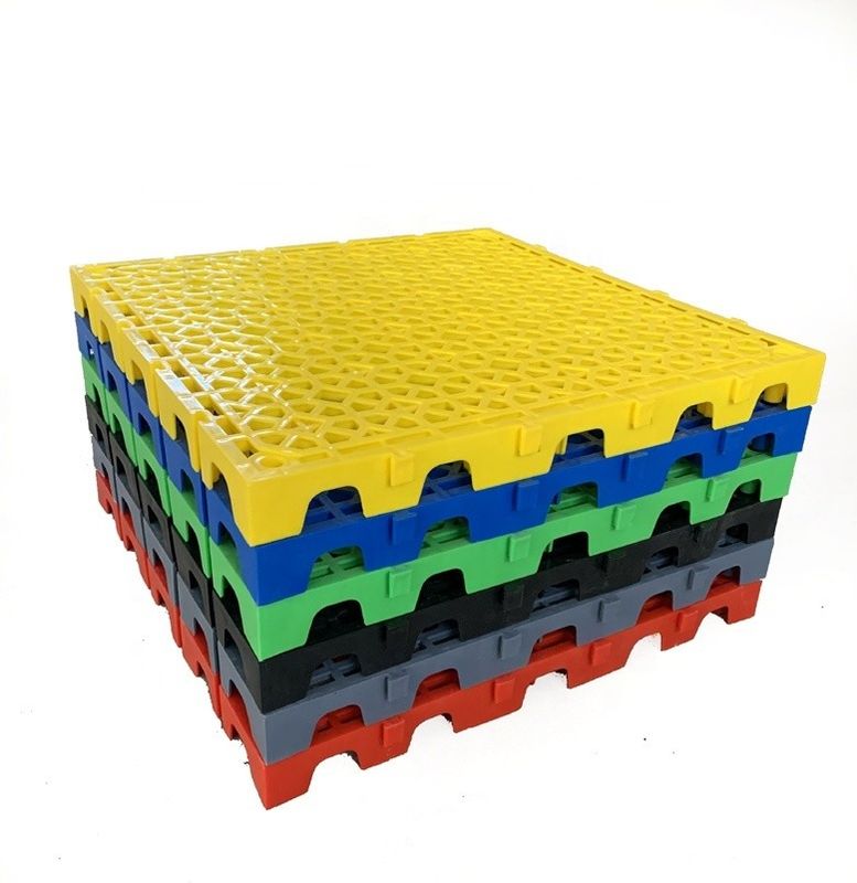 40x40x4.0cm PP-Verriegelungsplastikmatte für einfaches Waschen von Autos und Garagenbodenbelag